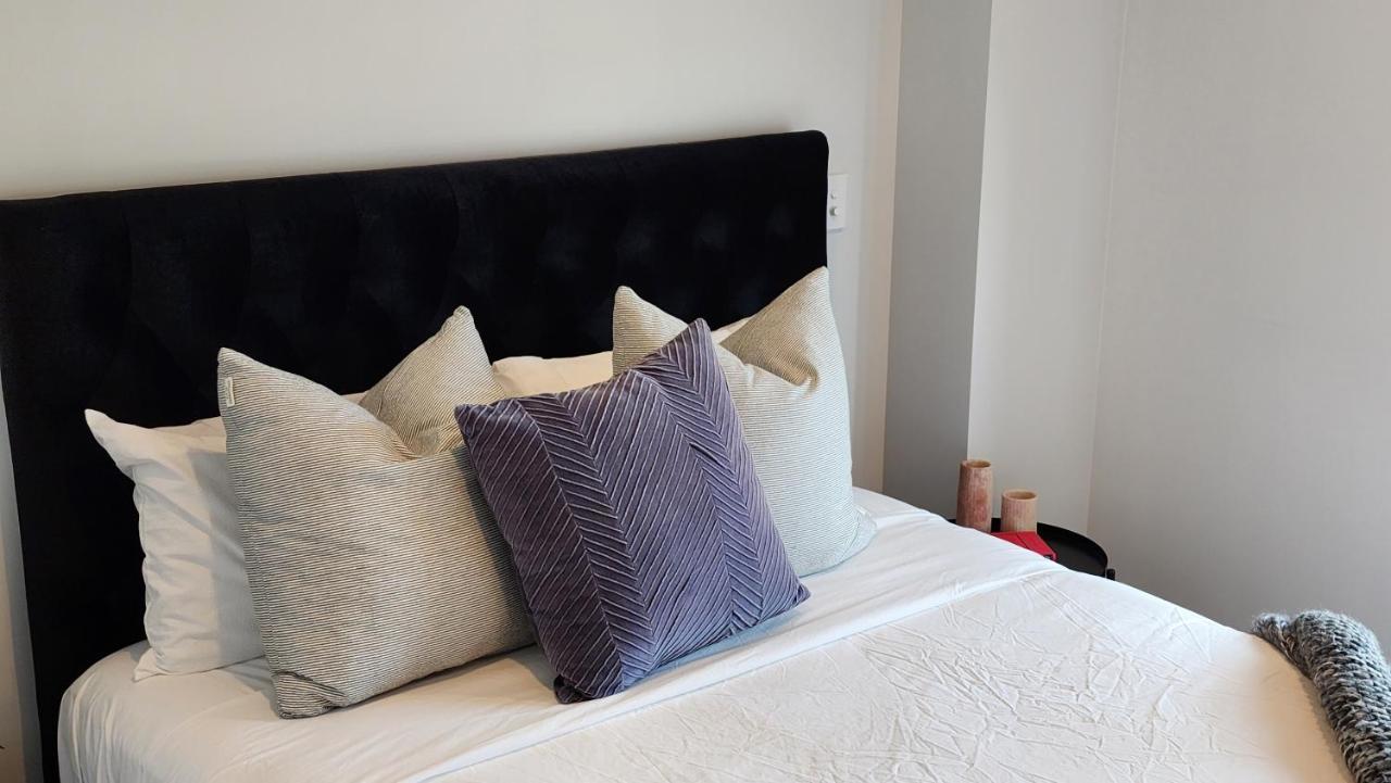 Enfield Lux Apartment Оукланд Екстериор снимка