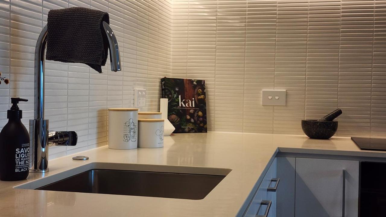 Enfield Lux Apartment Оукланд Екстериор снимка